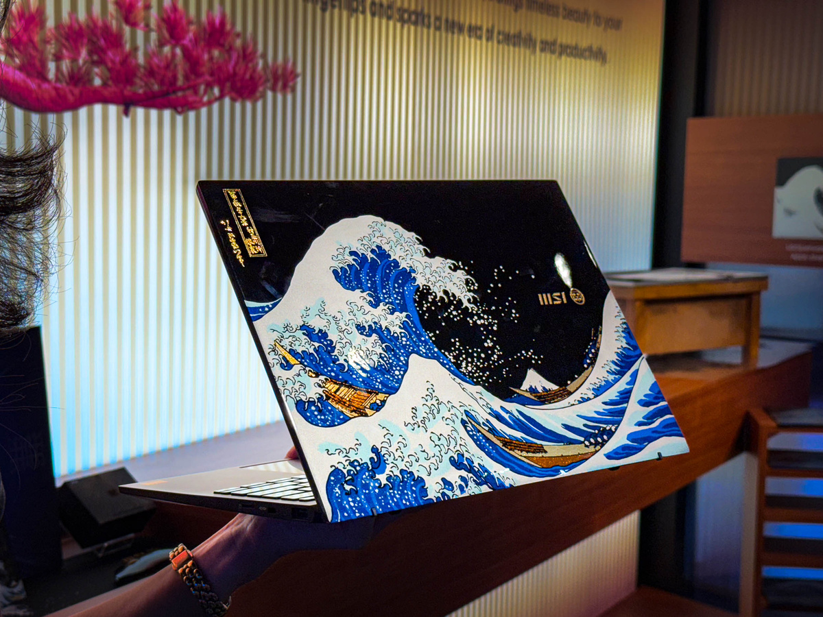 MSI Prestige 13 AI+ Ukiyo-e Edition. Фото iXBT.com  📷
