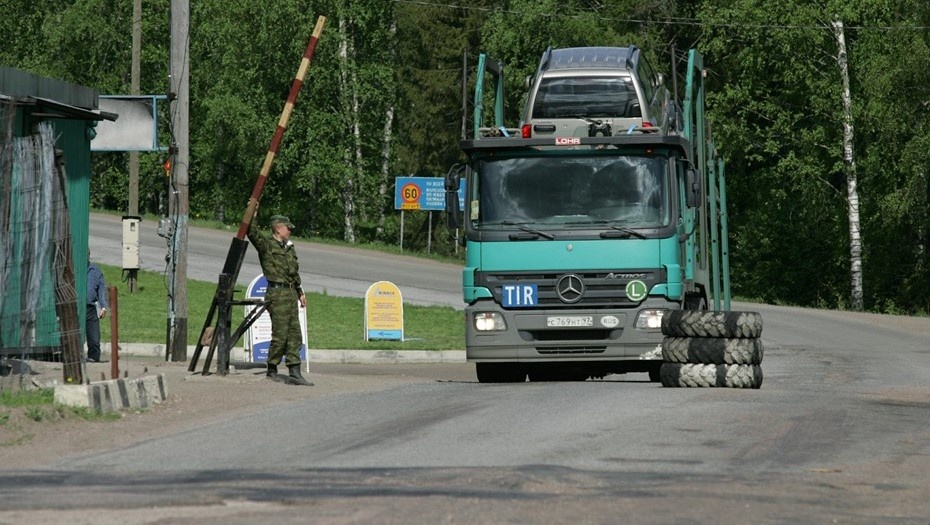    Пограничный пропускной пункт у границы РФ и Финляндии. Архив. Автор фото: Кульгун Андрей