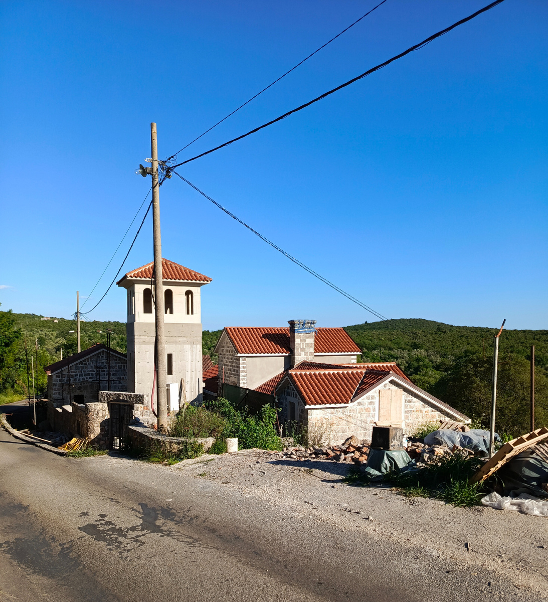 Фото автора. Деревни стоят вдоль дороги.