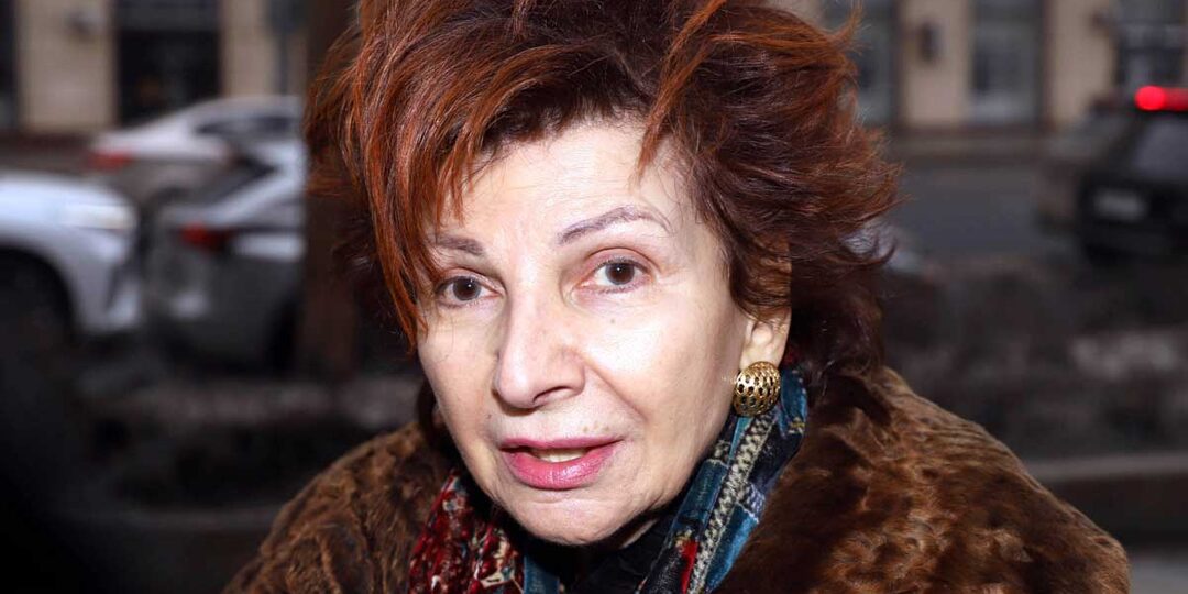 Последняя любовь Арбата: жизнь и тишина Роксаны Бабаян