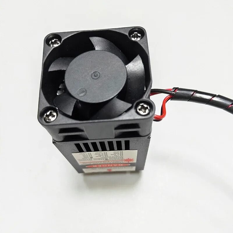 Простое охладждение(радиатор + вентилятор)