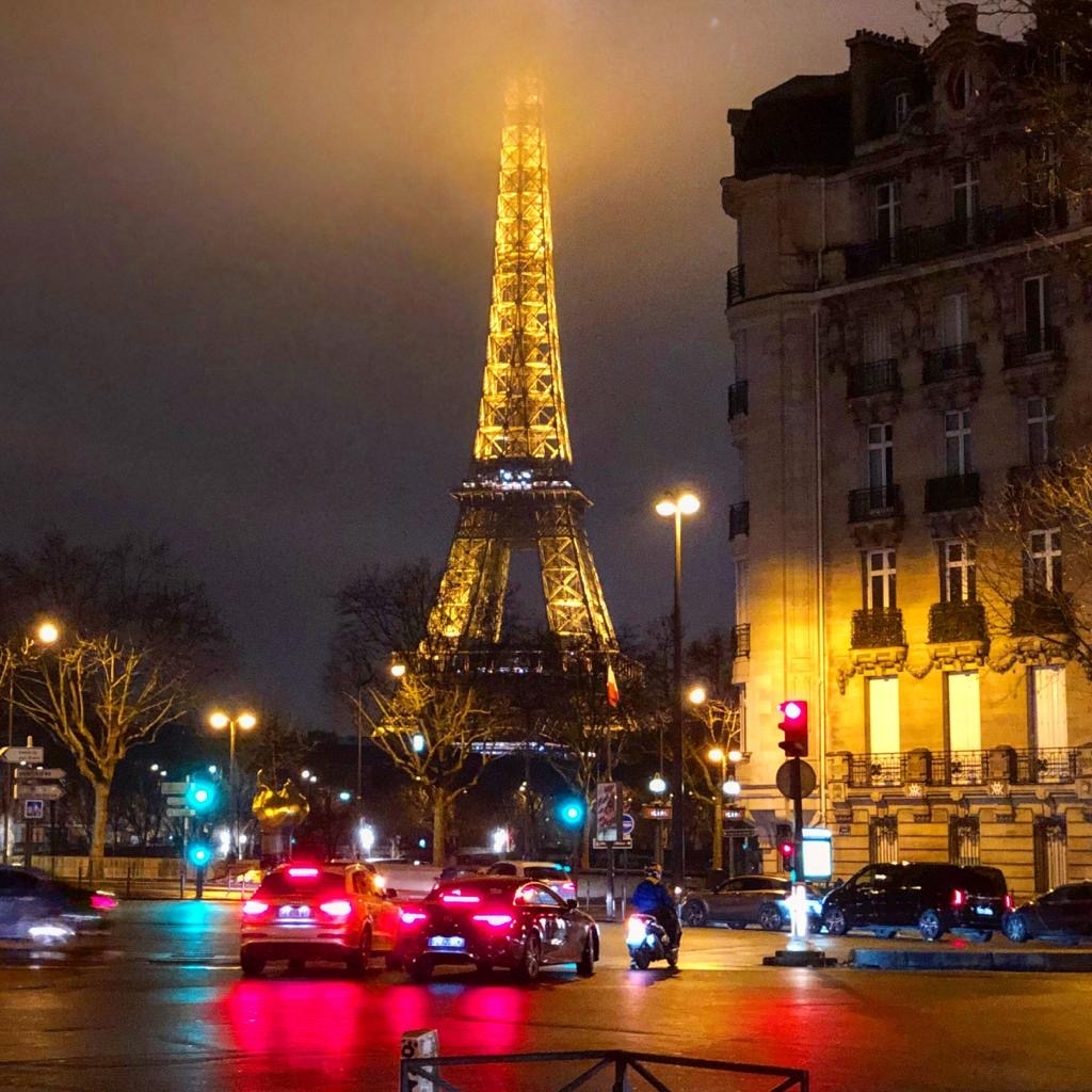 Эйфелевая башня