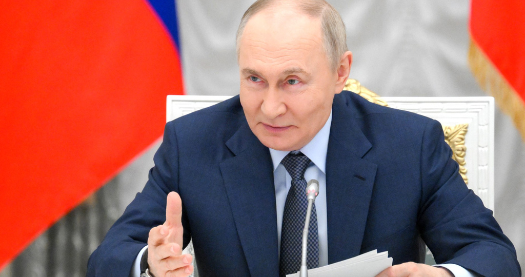 Путин пообещал расширить полномочия фонда «Защитники Отечества»