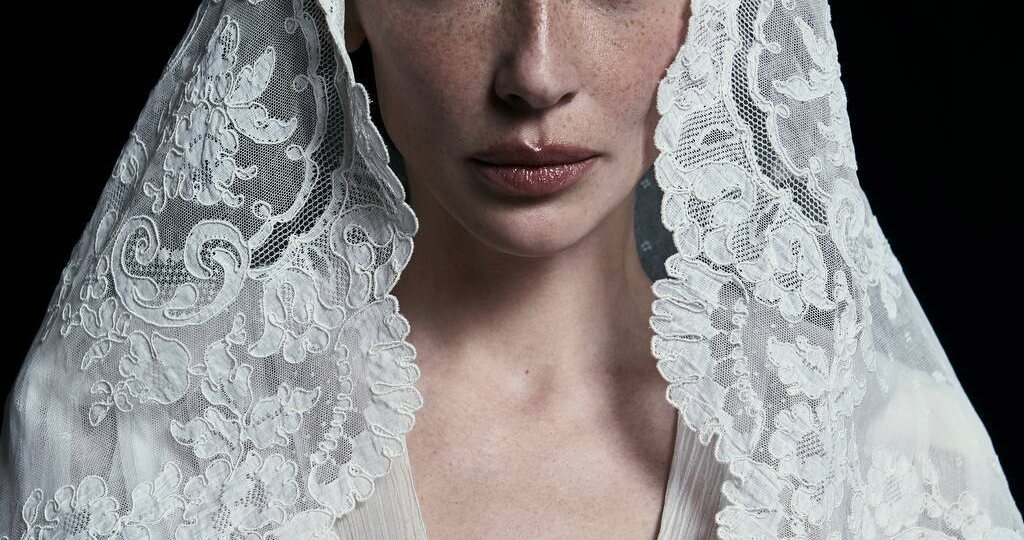 Свадебное платье Насти Ивлеевой: все детали