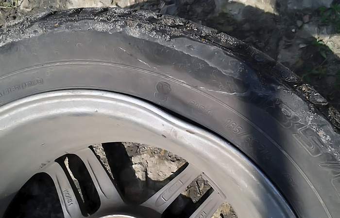 Такое колесо герметичным уже не будет./ Фото: drive2.ru