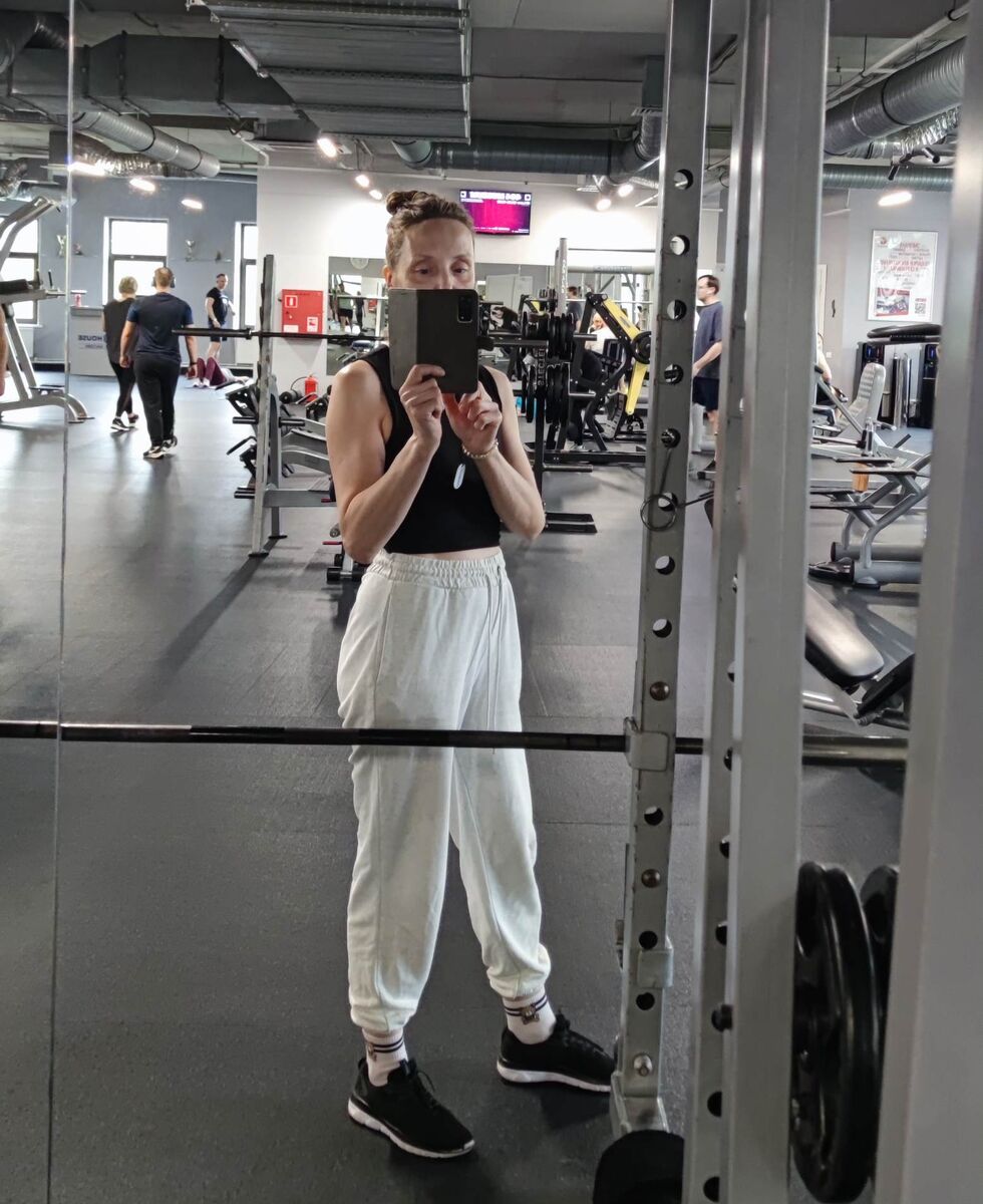 Привет! Я Ксюша, мама пятерых. Долгое время занималась тхэквондо. Сейчас учусь на фитнес - тренера. Здесь рассказываю о своей жизни, как она есть. Всем рада, присоединяйтесь!