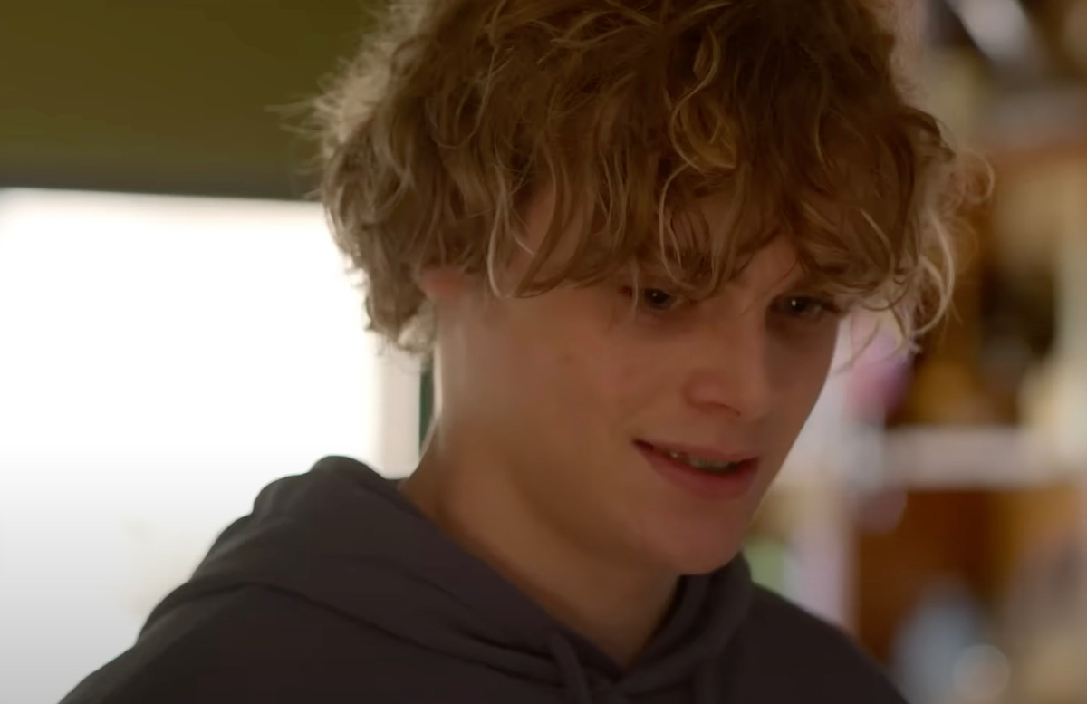 Кадр из фильма "Верни её из мёртвых" 