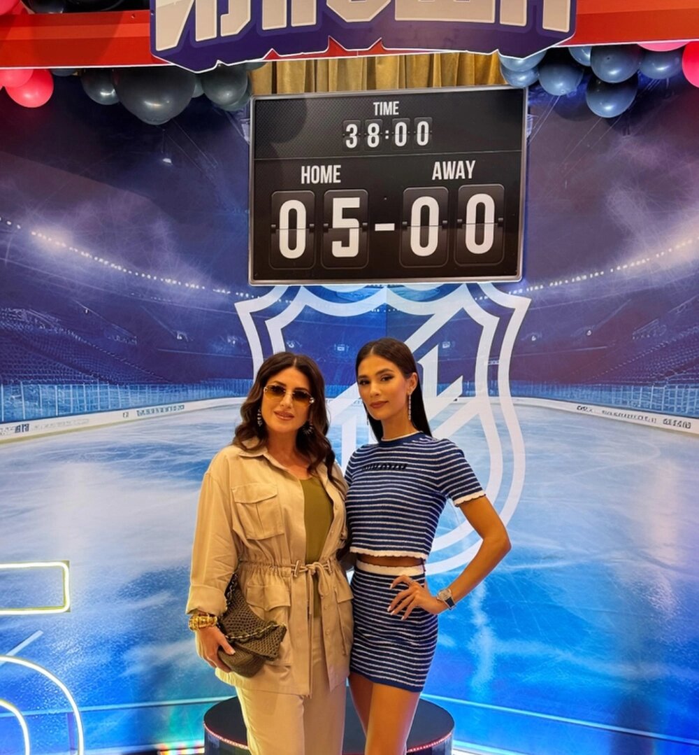    Певица Жасмин и Анастасия Шубская. Фото: соцсети