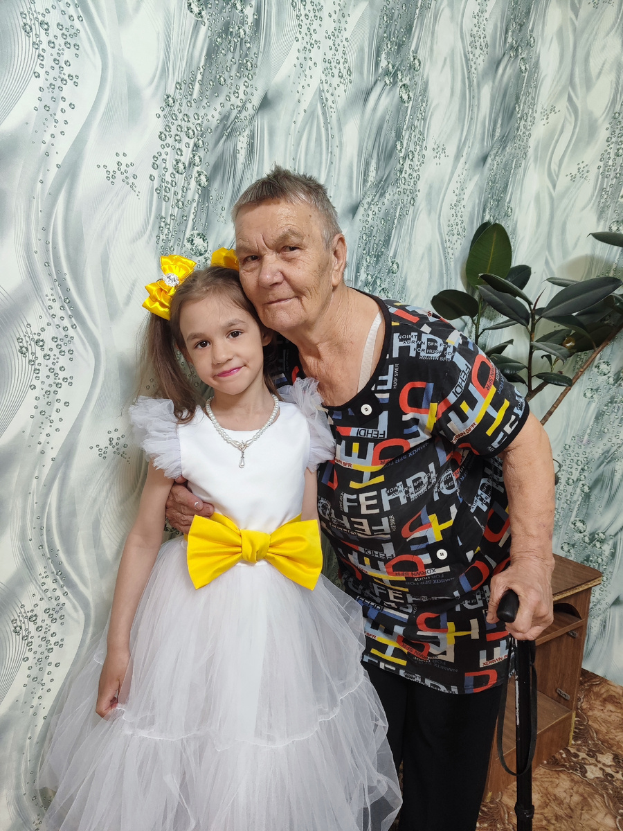 Мама с Марьяной...