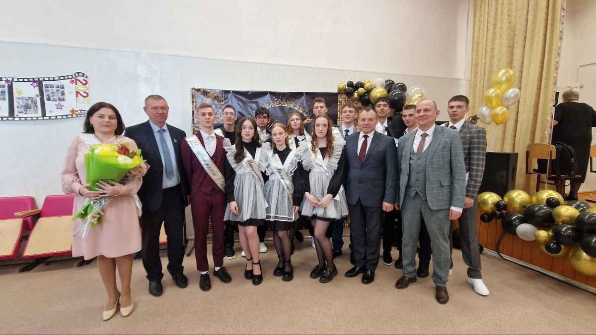    В добрый путь, выпускники!