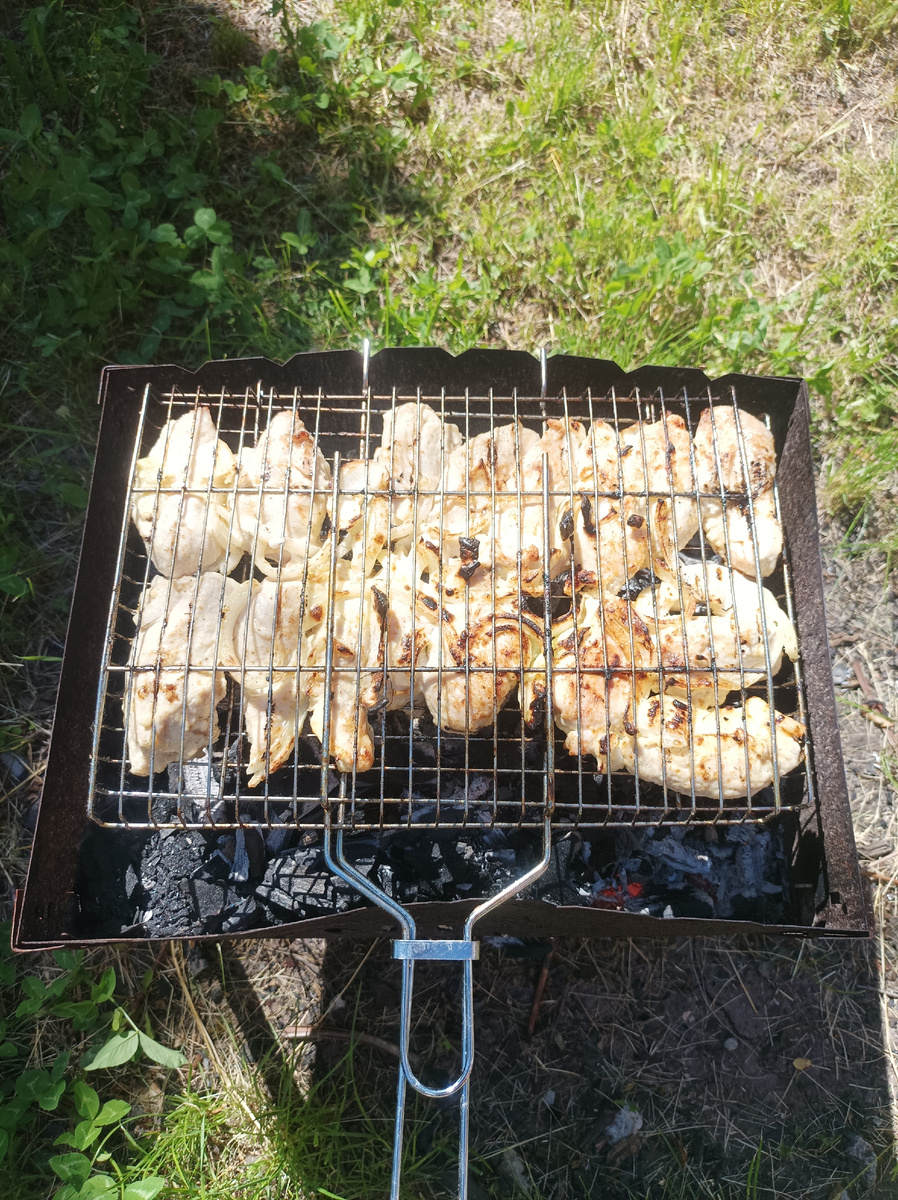 Шашлык жарится