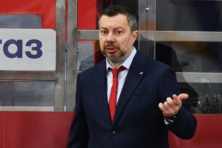 https://img.championat.com/s/732x488/news/big/l/m/ilya-vorobyov-stanet-glavnym-trenerom-cska_1711556039529042308.jpg