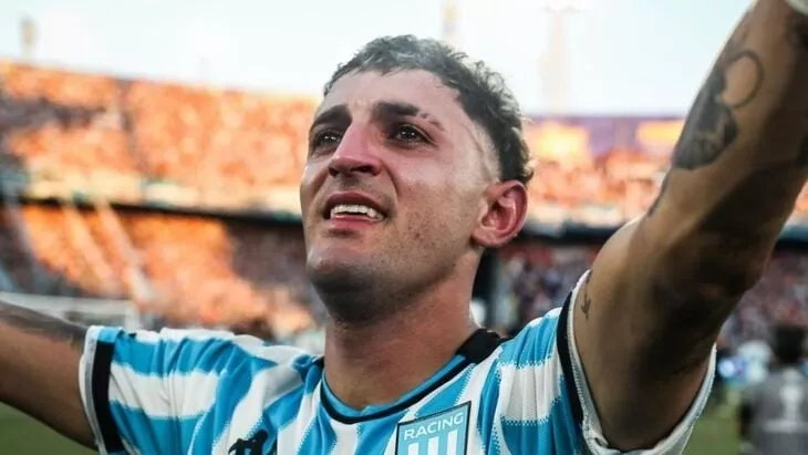 Правый защитник аргентинского клуба "Рассинг" Гастон Мартирена. Фото из интернета.