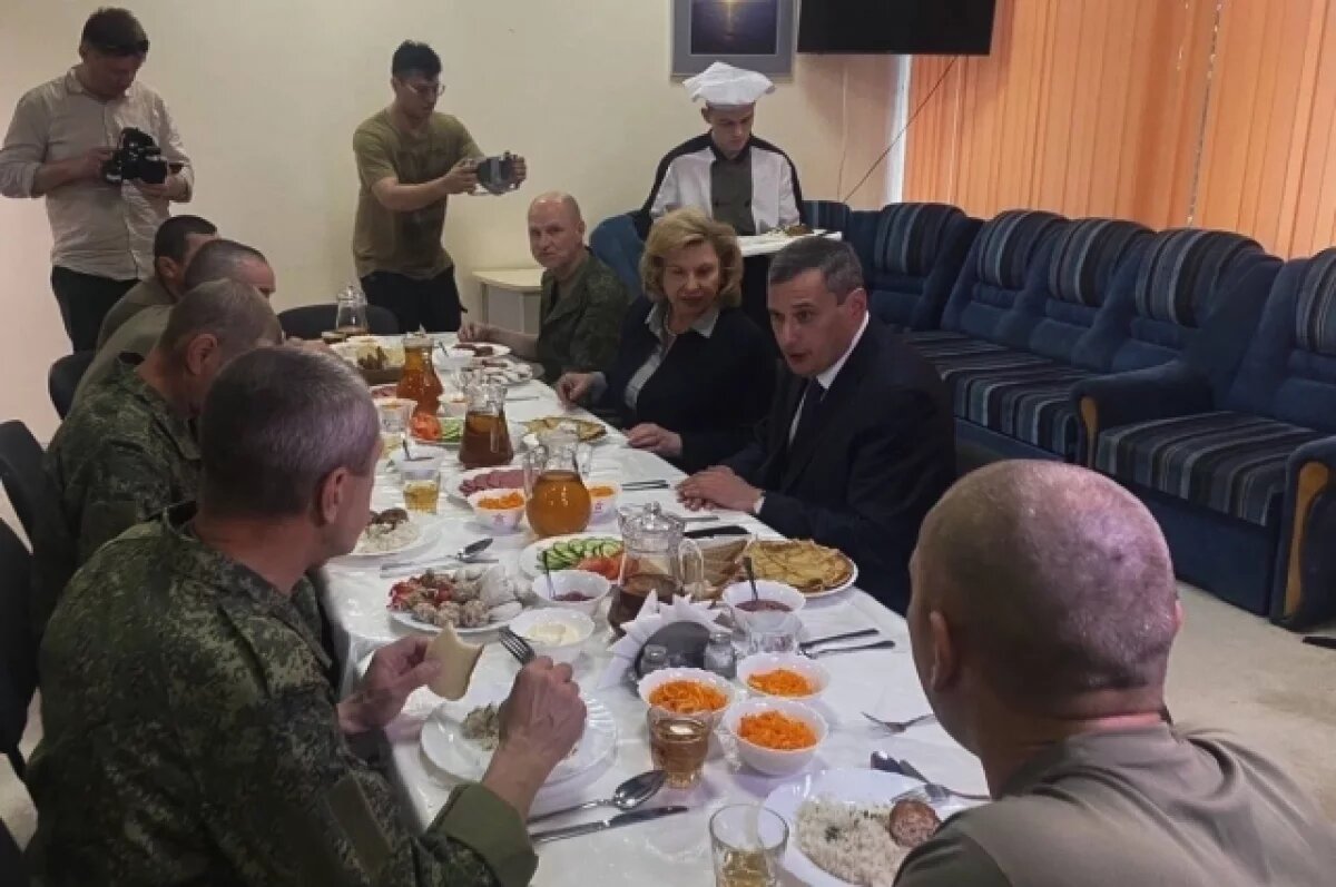    Шестеро курян, удерживаемых на Украине, вернулись на Родину