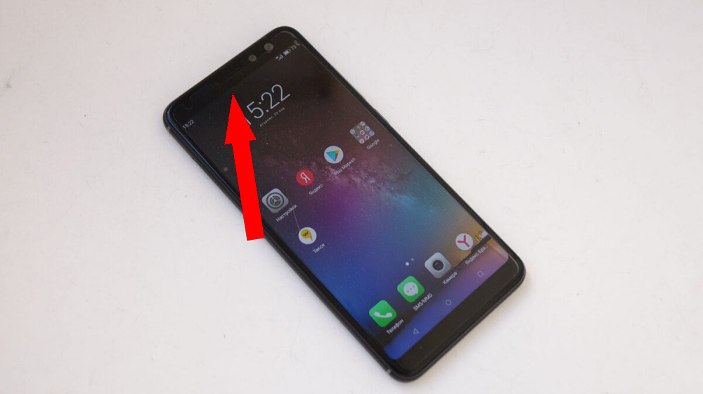    Эти телефоны до 15 000 рублей никто не замечает а зря