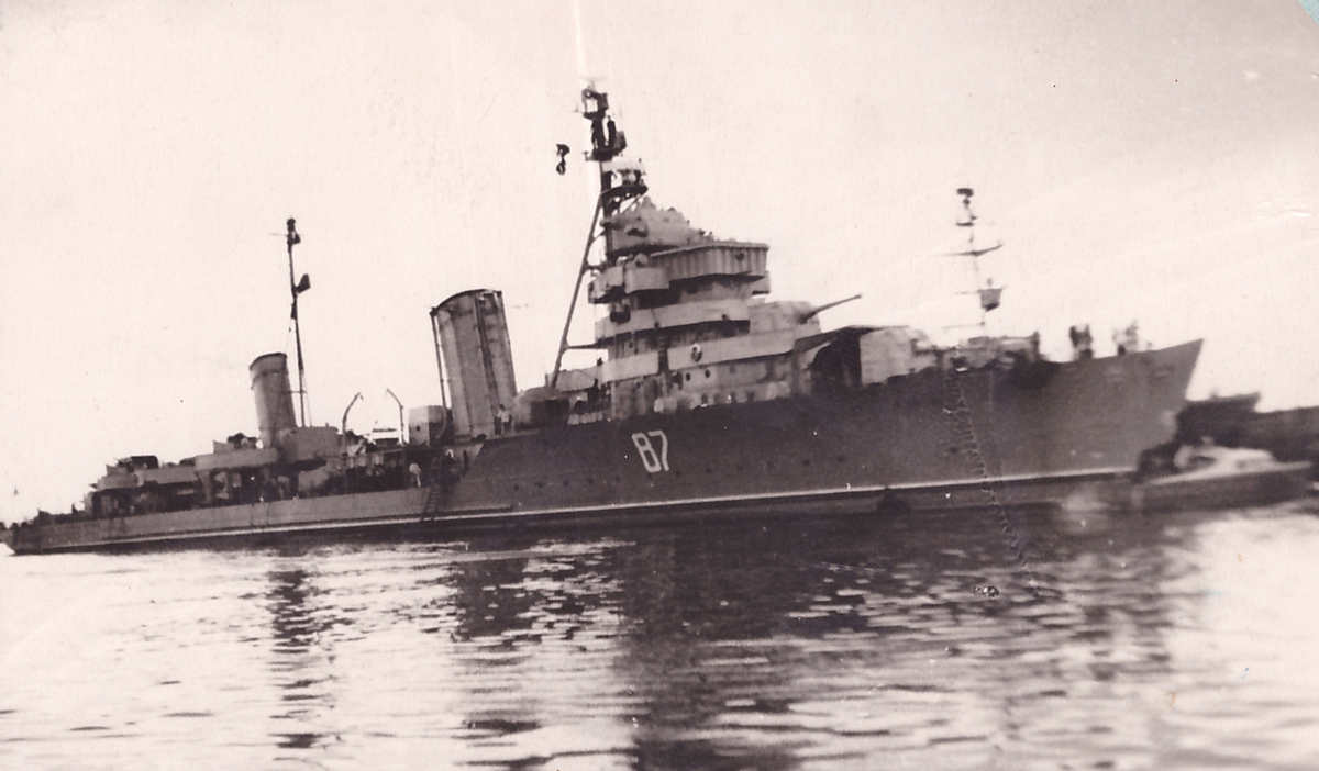Лидер эсминцев «Баку».