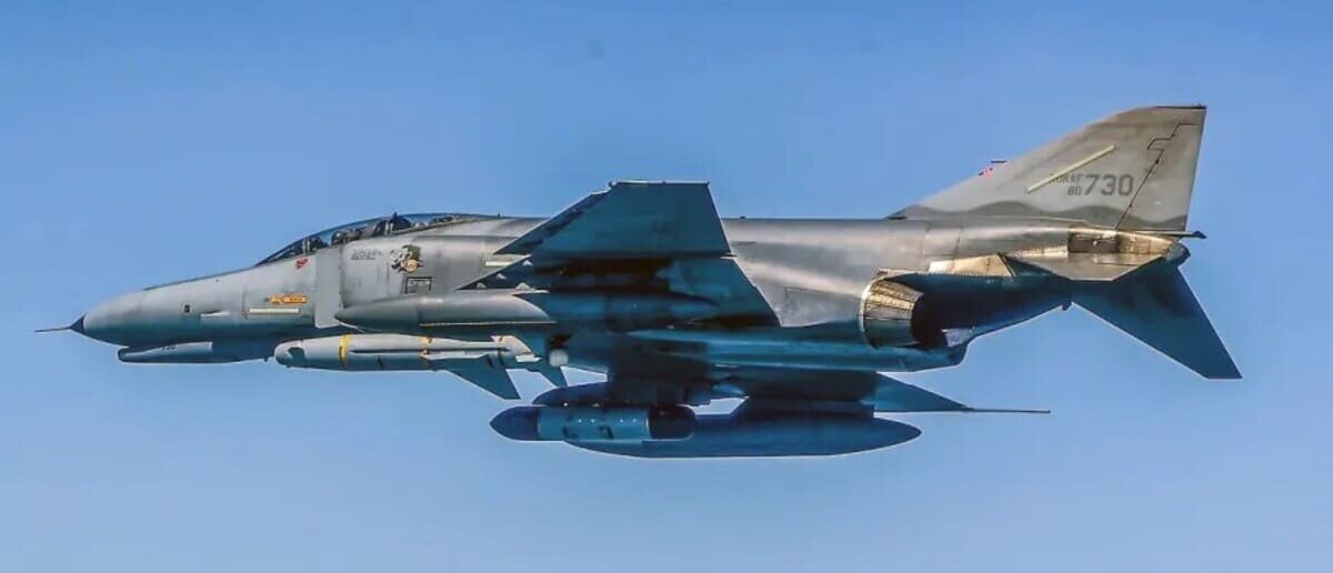    Истребитель F-4 Phantom / © ROKAF