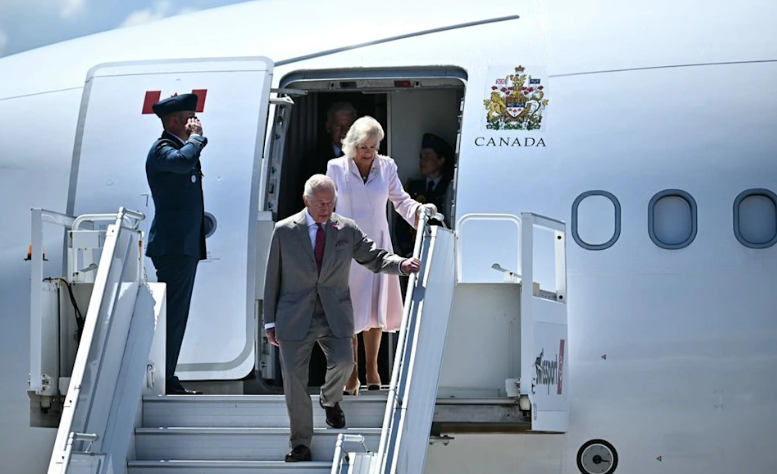 Король Карл III заговорил с французским акцентом. 26 минутная речь короля в Канаде