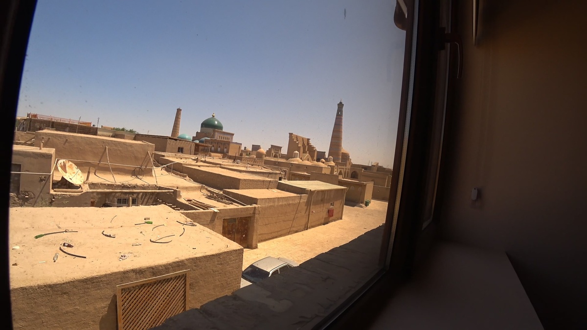 Вид из окна гостевого дома «Oqilanur»