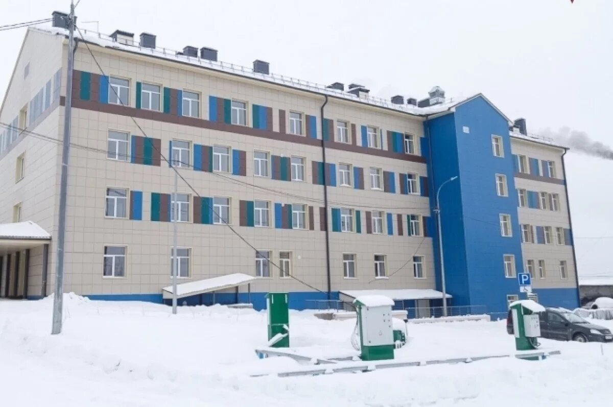    Жители Усть-Цильмы пожаловались Гольдштейну на недочёты в новой больнице