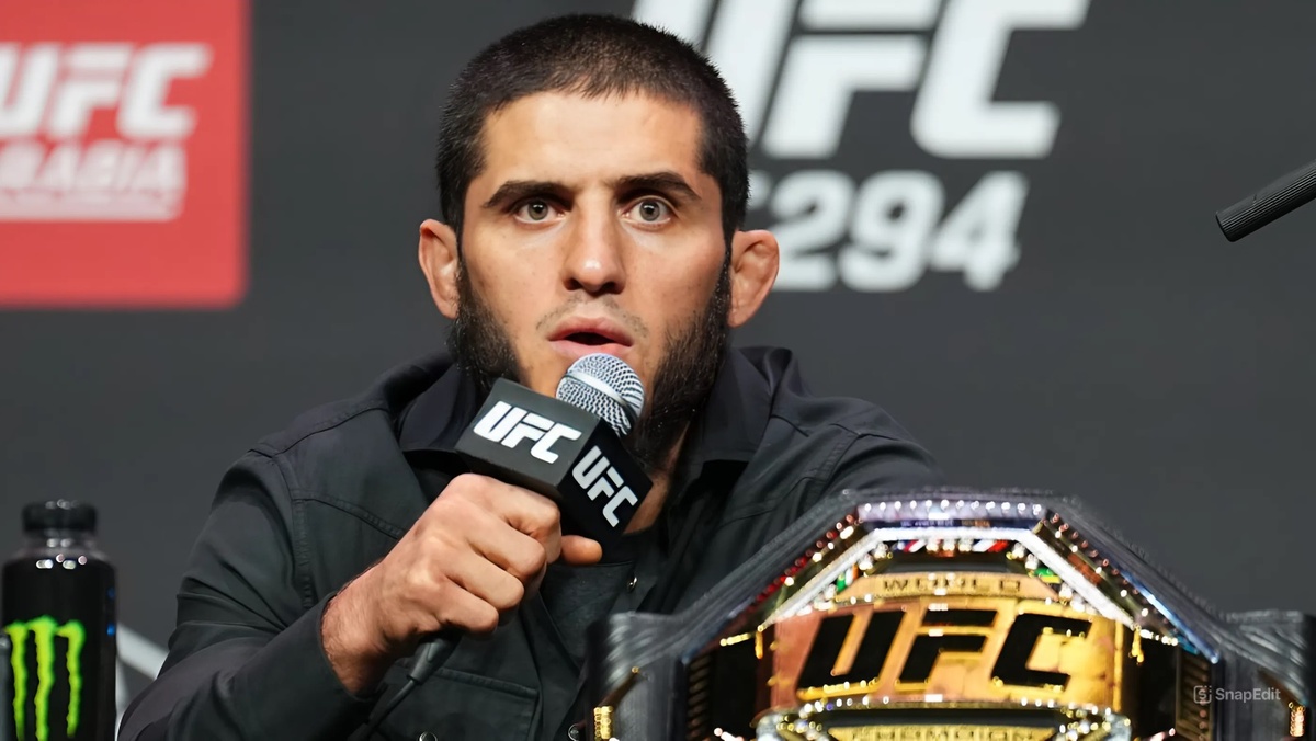 Ислам Махачев