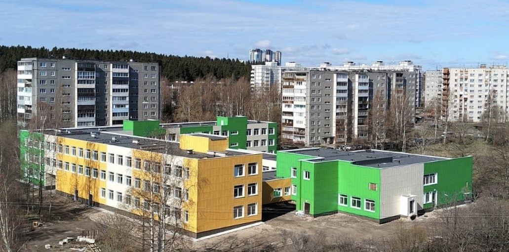    Школа №3, Петрозаводск. Фото со страницы главы Карелии Артура Парфенчикова "ВКонтакте"