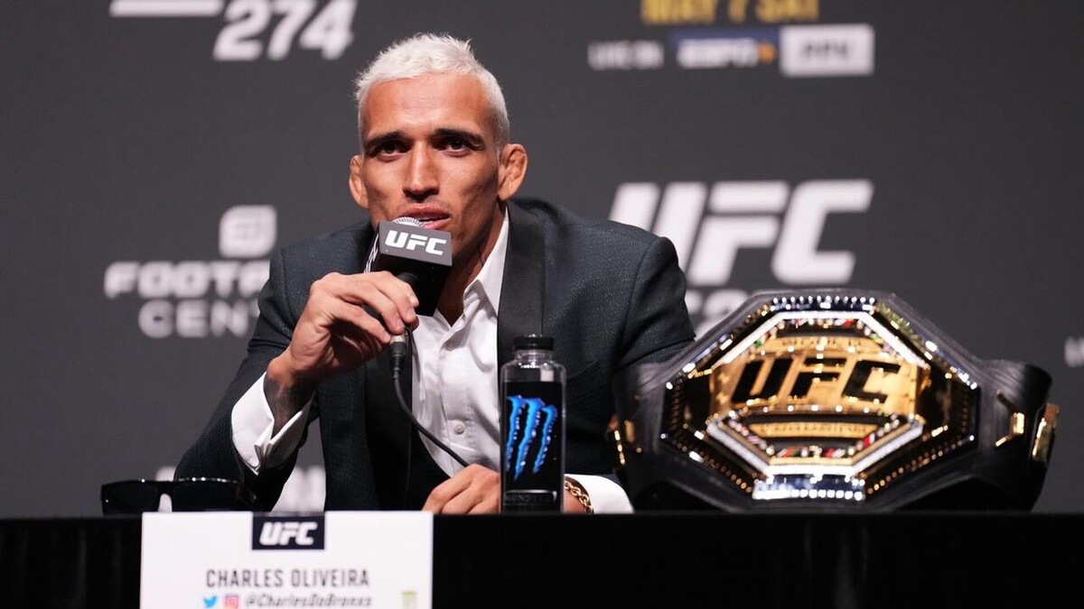 Чарльз Оливейра