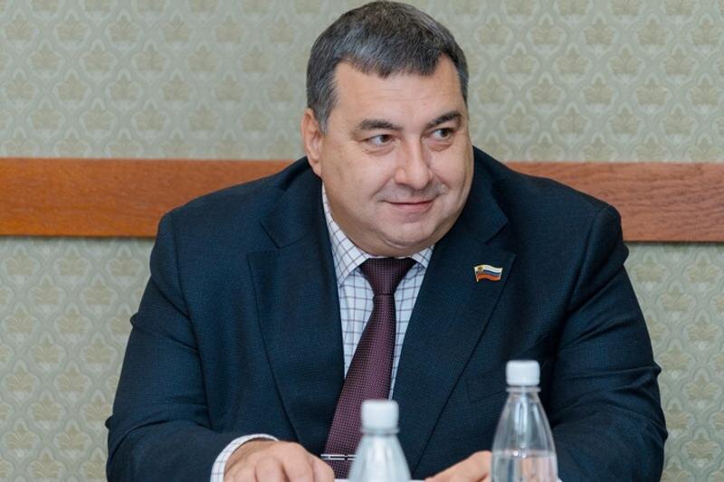    Заксобрание региона / Сергей Бабин