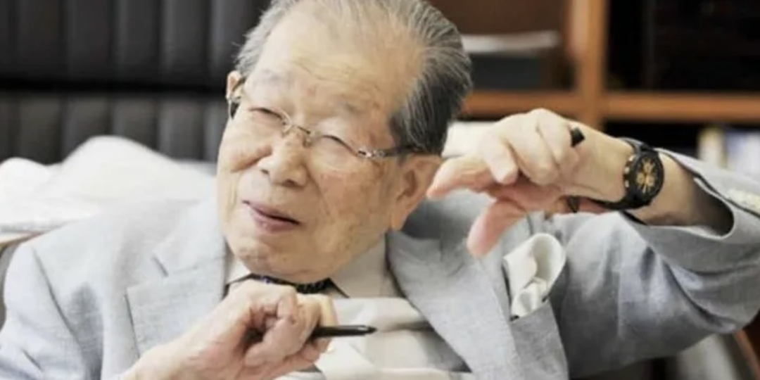 105-летний японский врач Сигэаки Хинохара раскрыл 7 секретов японского долголетия, которые стоит знать каждому