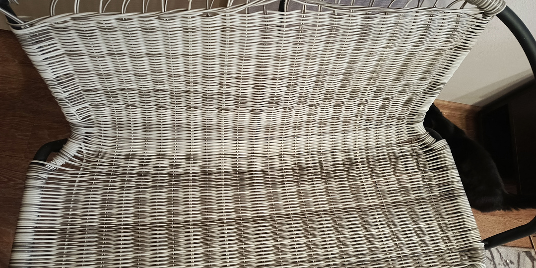 Ремонт плетёного диванчика