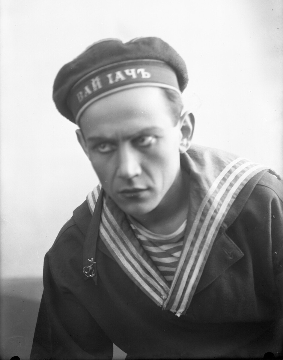 В роли матроса Семенова, «Бронепоезд 14-69», 1927 г.