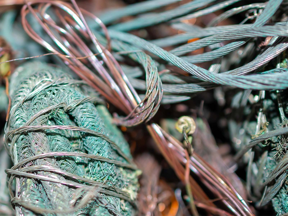 https://www.vecteezy.com/photo/59277503-copper-wires-with-visible-details-background