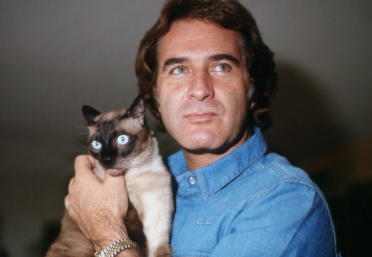 Рохелио сам пришёл в театр, чтобы показаться режиссёрам. И его талант оценили. Фото: Pinterest