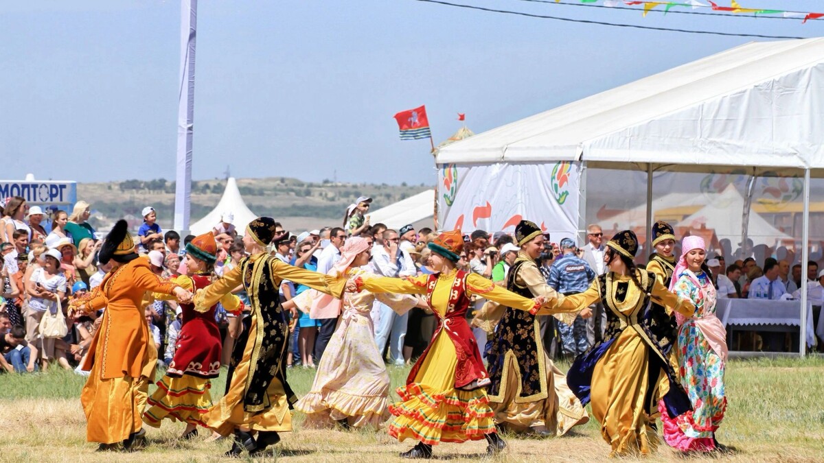    Сабантуй всегда отмечают с размахом. Фото: shinobi / Shutterstock / Fotodom