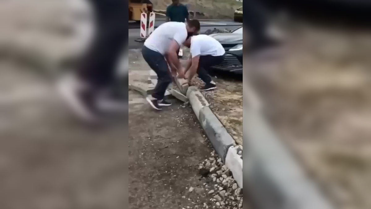 Автор: В. Панченко