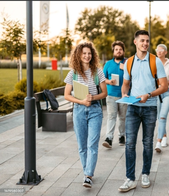 Студенты (в качестве иллюстрации)