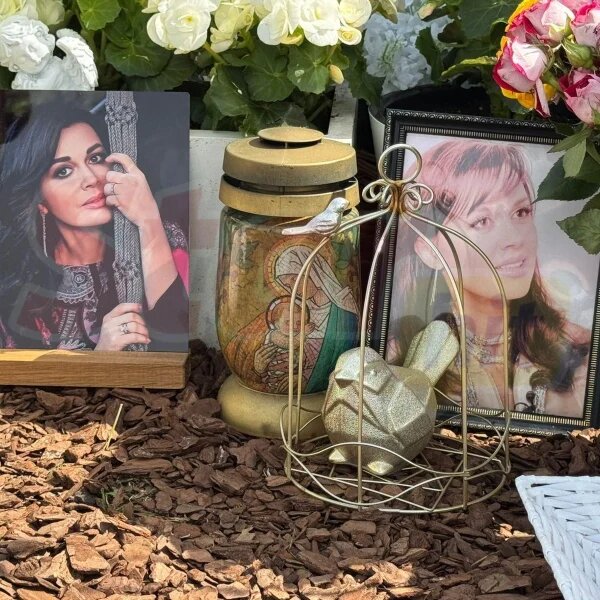    Могила Анастасии Заворотнюк. Фото: Телеграм