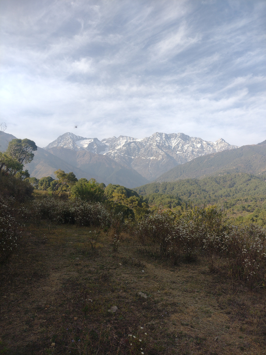 Горы в Джанчуб-Дзонге