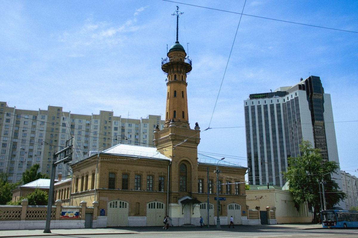 Пожарная каланча сохранилась с позапрошлого века. Фото: Мир Квартир