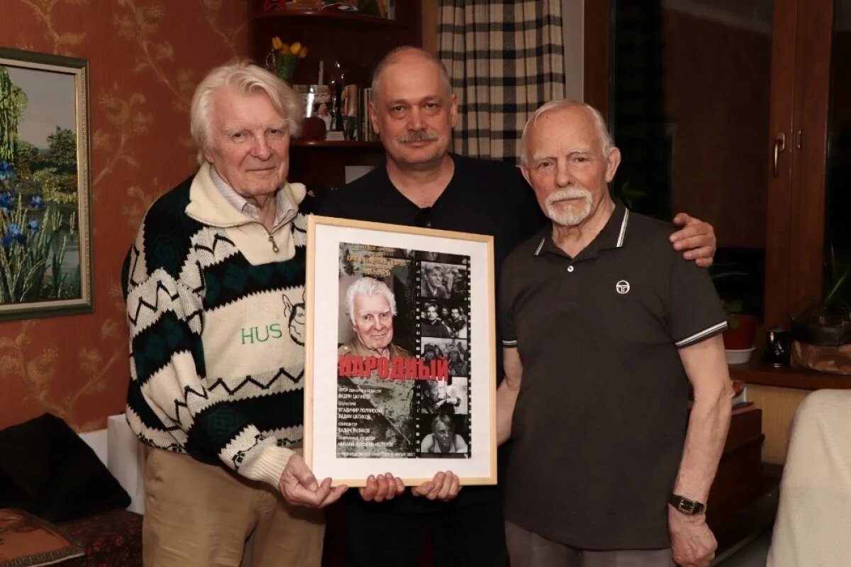    Юрий Назаров в свои 88 лет ведёт очень активную жизнь.