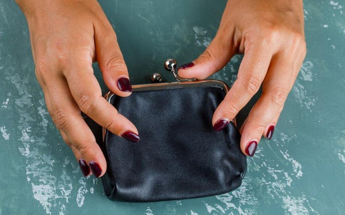    Доцент воронежского вуза признала вину в получении взяток от студентов Freepik