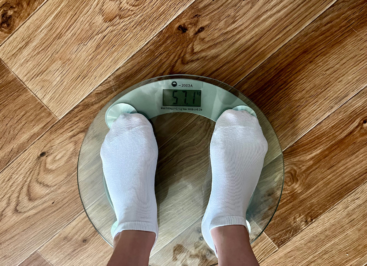 30 мая 2025 года. Мечтаю о 52 кг. Не могу никак скинуть 5 кг и разгладить кожу