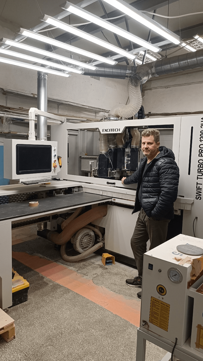 Купили сверлильно-присадочный станок, стоил 4,5 млн. ₽.