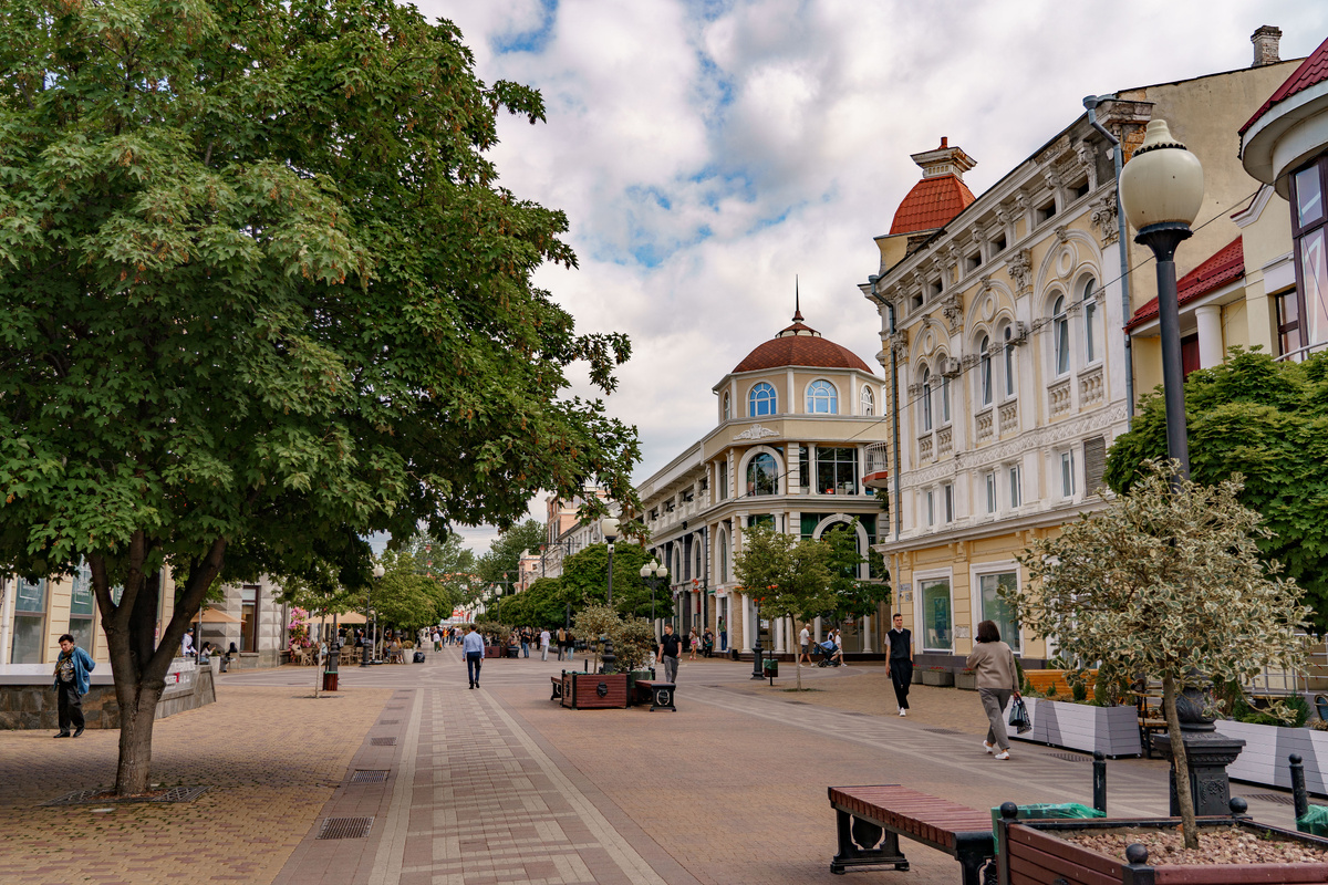 Центр Симферополя // Фото: Туристический портал Республики Крым, Ксения Гасица