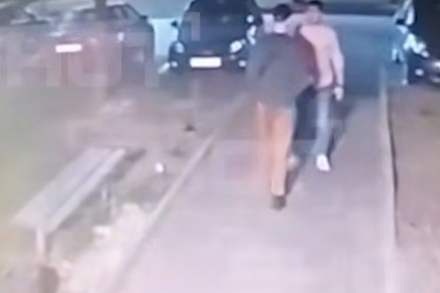    Момент встречи Никиты Пенькова (слева) и Заура Гурциева. Кадр: Telegram-канал SHOT