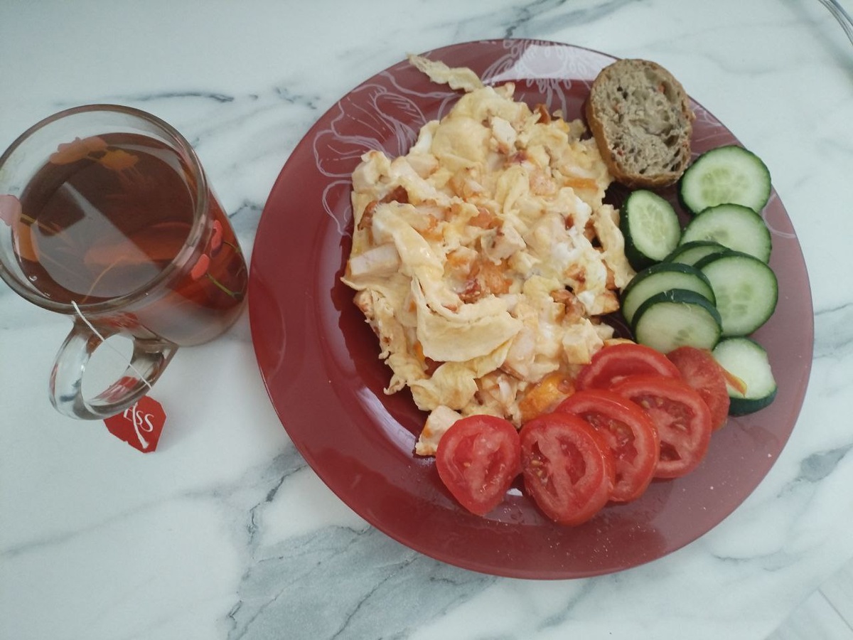 Б:36 Ж:18 У:15 363 кКал