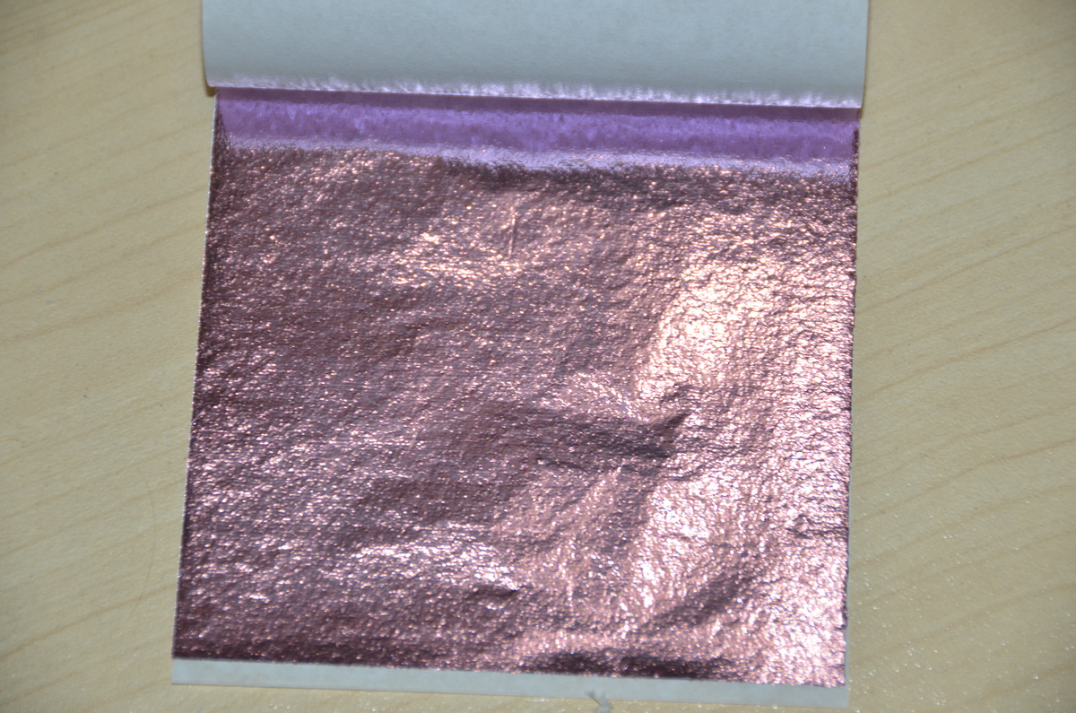 Лист лиловой зеркальной потали