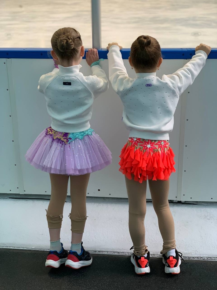 Одежда для фигурного катания 