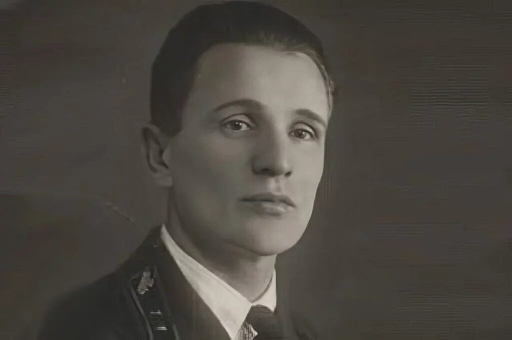 Старший Лейтенант Зиновий Григорьевич Колобанов. Советский танкист-ас