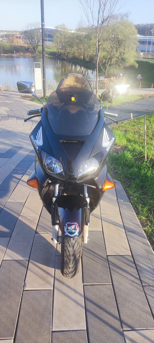 Белые наклейки Honda